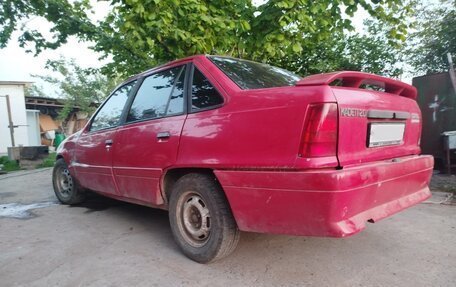 Opel Kadett E рестайлинг, 1988 год, 50 000 рублей, 4 фотография
