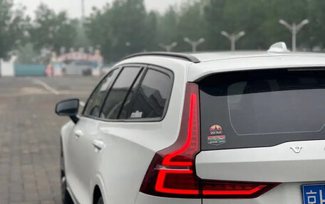 Volvo V60 II, 2021 год, 2 790 099 рублей, 8 фотография