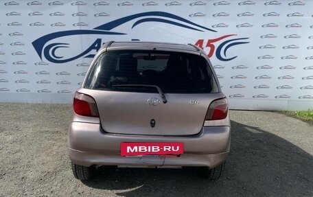 Toyota Vitz, 2000 год, 280 000 рублей, 4 фотография