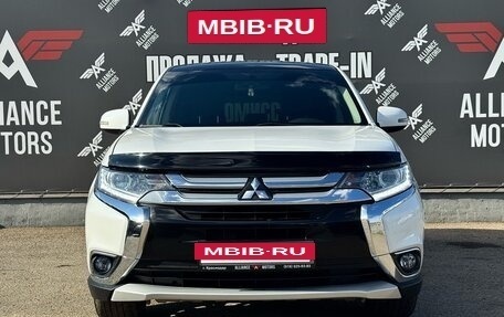Mitsubishi Outlander III рестайлинг 3, 2016 год, 1 799 000 рублей, 2 фотография