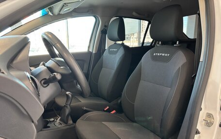 Renault Logan II, 2020 год, 1 245 000 рублей, 10 фотография
