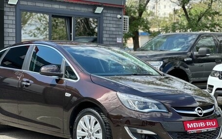 Opel Astra J, 2013 год, 1 049 000 рублей, 4 фотография
