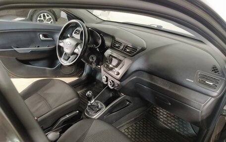 KIA Rio III рестайлинг, 2015 год, 816 000 рублей, 10 фотография