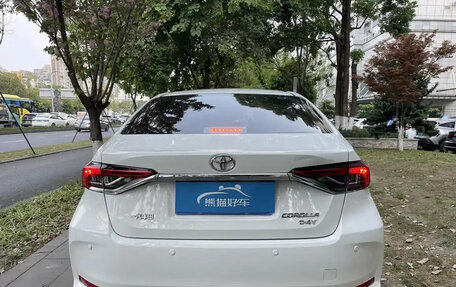Toyota Corolla, 2022 год, 1 200 000 рублей, 3 фотография