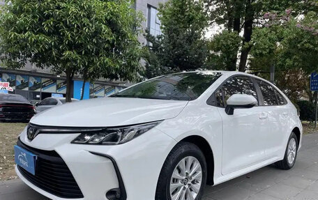 Toyota Corolla, 2022 год, 1 200 000 рублей, 2 фотография