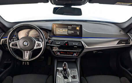 BMW 5 серия, 2021 год, 4 450 000 рублей, 14 фотография