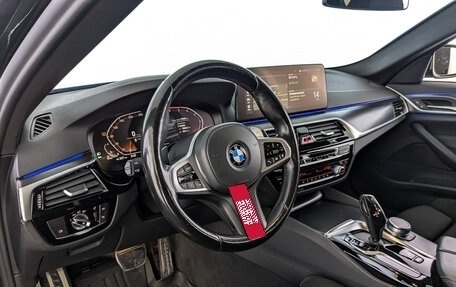 BMW 5 серия, 2021 год, 4 450 000 рублей, 15 фотография