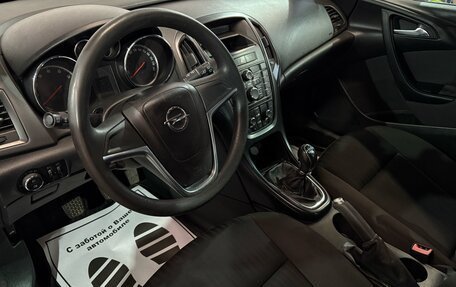 Opel Astra J, 2011 год, 365 000 рублей, 5 фотография