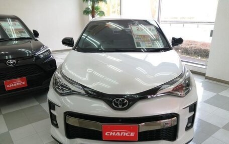 Toyota C-HR I рестайлинг, 2021 год, 1 300 228 рублей, 2 фотография