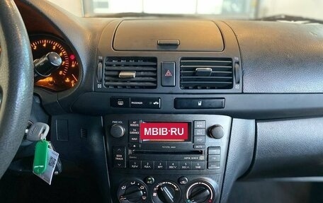 Toyota Avensis III рестайлинг, 2008 год, 690 000 рублей, 13 фотография