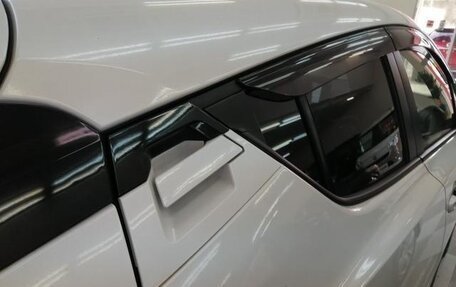 Toyota C-HR I рестайлинг, 2021 год, 1 300 228 рублей, 5 фотография