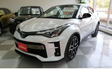 Toyota C-HR I рестайлинг, 2021 год, 1 300 228 рублей, 4 фотография