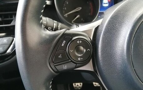Toyota C-HR I рестайлинг, 2021 год, 1 300 228 рублей, 10 фотография