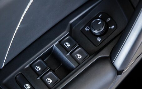Volkswagen Tiguan II, 2021 год, 3 048 000 рублей, 14 фотография