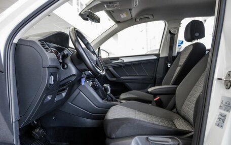 Volkswagen Tiguan II, 2021 год, 3 048 000 рублей, 19 фотография