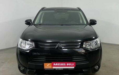 Mitsubishi Outlander III рестайлинг 3, 2014 год, 1 190 000 рублей, 2 фотография
