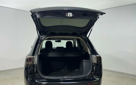 Mitsubishi Outlander III рестайлинг 3, 2014 год, 1 190 000 рублей, 6 фотография