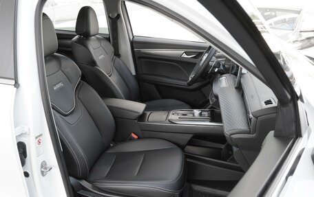 Haval Jolion, 2023 год, 1 760 000 рублей, 8 фотография