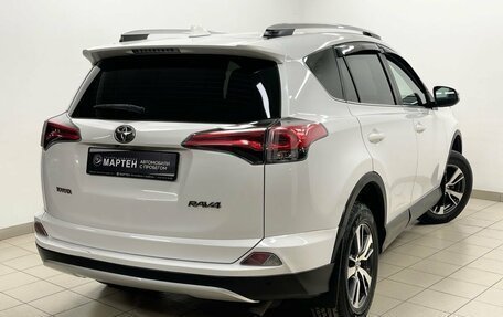 Toyota RAV4, 2017 год, 2 029 000 рублей, 4 фотография