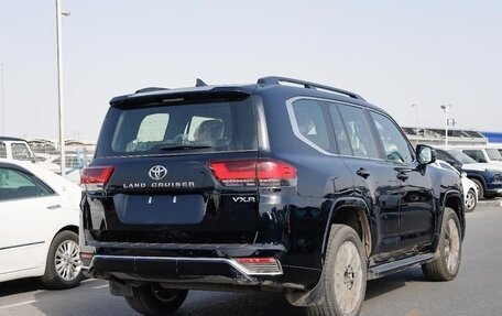 Toyota Land Cruiser, 2024 год, 11 400 000 рублей, 3 фотография