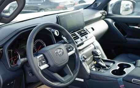 Toyota Land Cruiser, 2024 год, 11 400 000 рублей, 9 фотография
