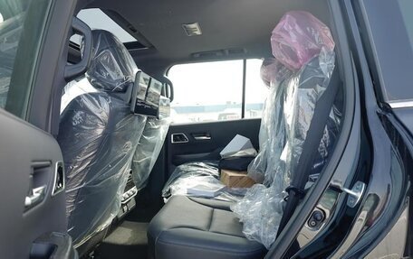 Toyota Land Cruiser, 2024 год, 11 400 000 рублей, 6 фотография