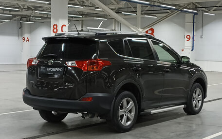 Toyota RAV4, 2015 год, 2 100 000 рублей, 5 фотография