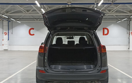 Toyota RAV4, 2015 год, 2 100 000 рублей, 10 фотография