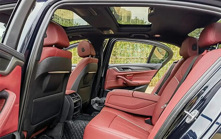 BMW 5 серия, 2022 год, 4 880 000 рублей, 10 фотография