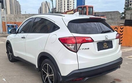 Honda Vezel, 2021 год, 1 450 000 рублей, 4 фотография