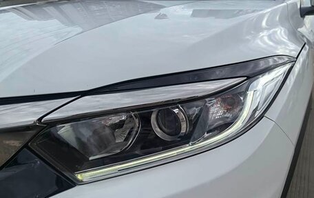 Honda Vezel, 2021 год, 1 450 000 рублей, 6 фотография