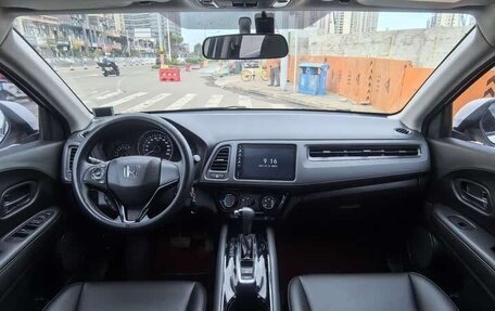 Honda Vezel, 2021 год, 1 450 000 рублей, 8 фотография
