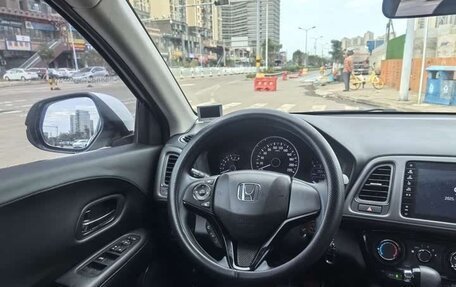 Honda Vezel, 2021 год, 1 450 000 рублей, 11 фотография
