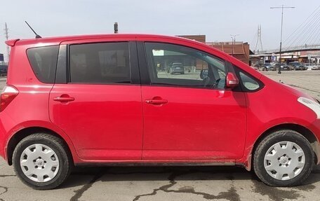 Toyota Ractis I, 2005 год, 580 000 рублей, 6 фотография