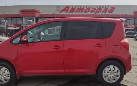 Toyota Ractis I, 2005 год, 580 000 рублей, 10 фотография