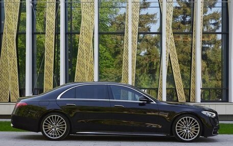 Mercedes-Benz S-Класс, 2021 год, 13 000 000 рублей, 9 фотография