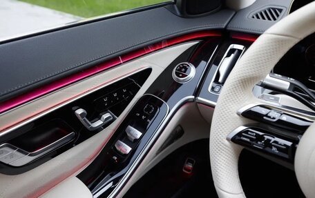 Mercedes-Benz S-Класс, 2021 год, 13 000 000 рублей, 19 фотография