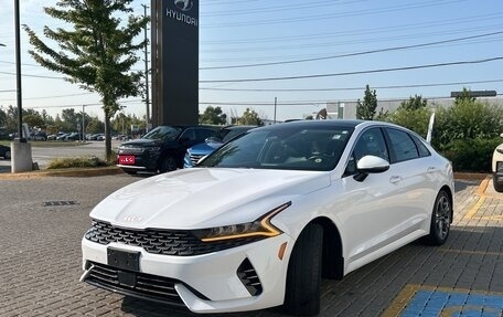 KIA K5, 2022 год, 2 126 000 рублей, 1 фотография