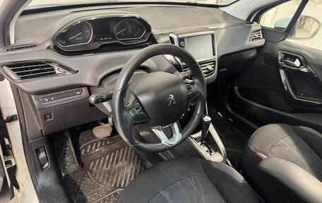 Peugeot 208 II, 2013 год, 689 800 рублей, 8 фотография