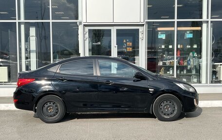 Hyundai Solaris II рестайлинг, 2012 год, 820 000 рублей, 4 фотография