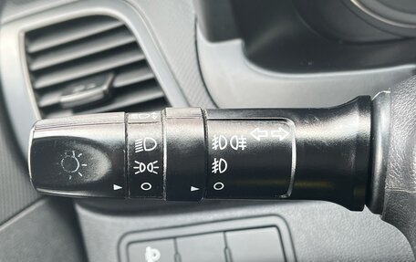 Hyundai Solaris II рестайлинг, 2012 год, 820 000 рублей, 10 фотография