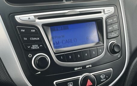Hyundai Solaris II рестайлинг, 2012 год, 820 000 рублей, 13 фотография