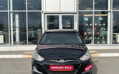 Hyundai Solaris II рестайлинг, 2012 год, 820 000 рублей, 2 фотография