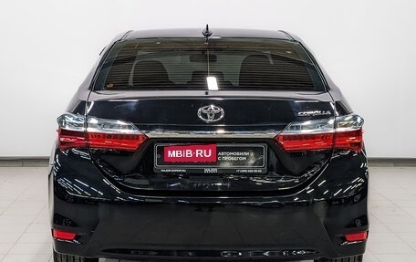 Toyota Corolla, 2018 год, 1 690 000 рублей, 6 фотография