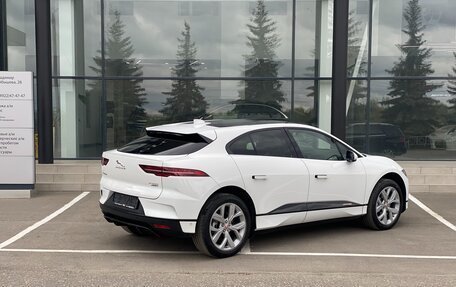 Jaguar I-Pace I, 2019 год, 3 900 000 рублей, 10 фотография