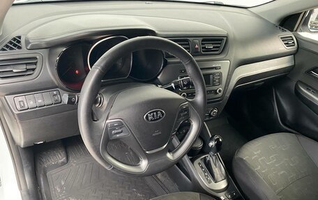 KIA Rio III рестайлинг, 2016 год, 849 000 рублей, 10 фотография