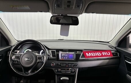 KIA Niro I, 2018 год, 1 647 000 рублей, 9 фотография