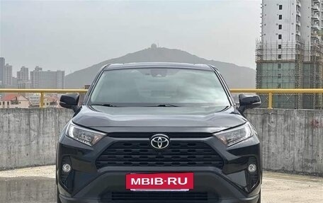 Toyota RAV4, 2022 год, 2 380 101 рублей, 2 фотография