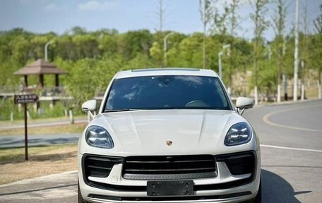 Porsche Macan I рестайлинг, 2022 год, 5 000 100 рублей, 3 фотография