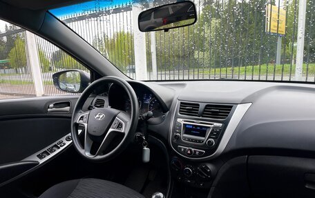 Hyundai Solaris II рестайлинг, 2015 год, 1 149 000 рублей, 9 фотография
